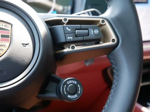 New 2025 Porsche Cayenne S image 17