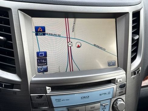 Used 2011 Subaru Legacy 3.6R Limited w/ Popular Equipment Group 2C image 21