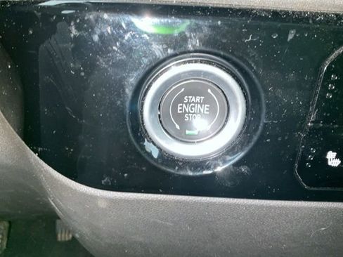 Used 2023 Chevrolet Silverado 1500 LT image 27