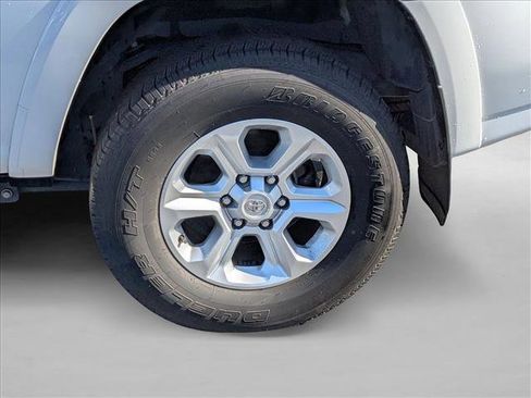 Used 2023 Toyota 4Runner SR5 Premium image 23