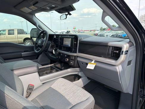 New 2026 Ford F350 XLT w/ 360-Degree Camera Package image 21