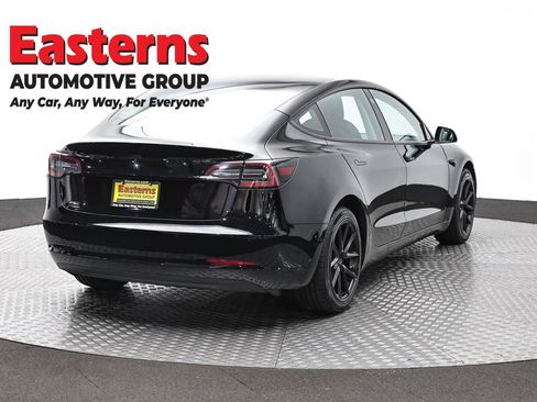 Used 2018 Tesla Model 3 Long Range RWD image 5