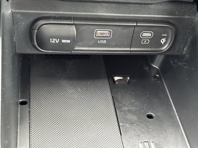 Used 2025 Kia Telluride S AWD/4WD image 37