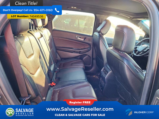 Used 2020 Ford Edge Titanium w/ Equipment Group 301A FWD image 15