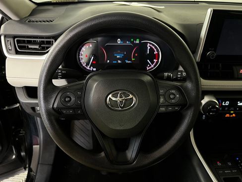 Certified 2024 Toyota RAV4 XLE FWD image 8