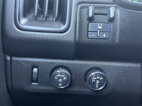 Used 2021 Chevrolet Colorado ZR2 w/ Colorado ZR2 Bison Edition image 15