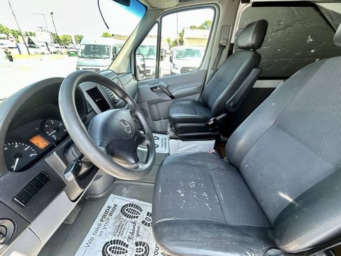 Used 2014 Mercedes-Benz Sprinter 3500 image 11