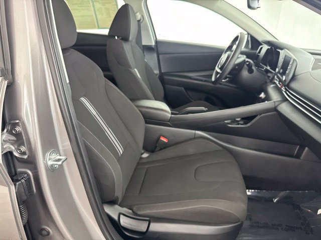 Used 2023 Hyundai Elantra SEL FWD image 23
