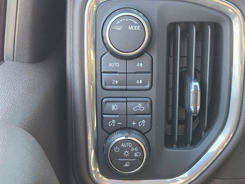 Used 2022 Chevrolet Silverado 2500 LTZ w/ LTZ Plus Package AWD/4WD image 35