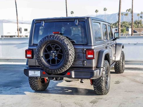 Used 2025 Jeep Wrangler Unlimited Sport AWD/4WD image 9