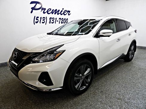 Used 2019 Nissan Murano Platinum w/ Cargo Package image 1