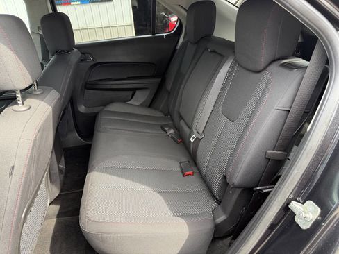 Used 2010 Chevrolet Equinox LT FWD image 9