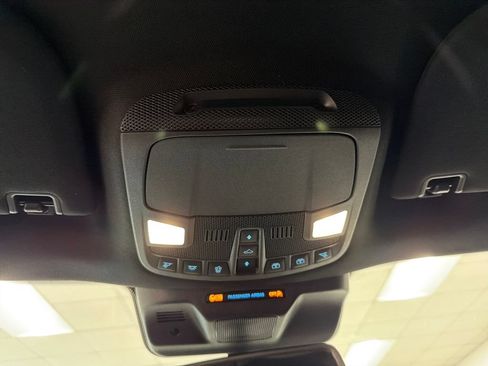 Used 2024 Ford Expedition Platinum RWD image 15