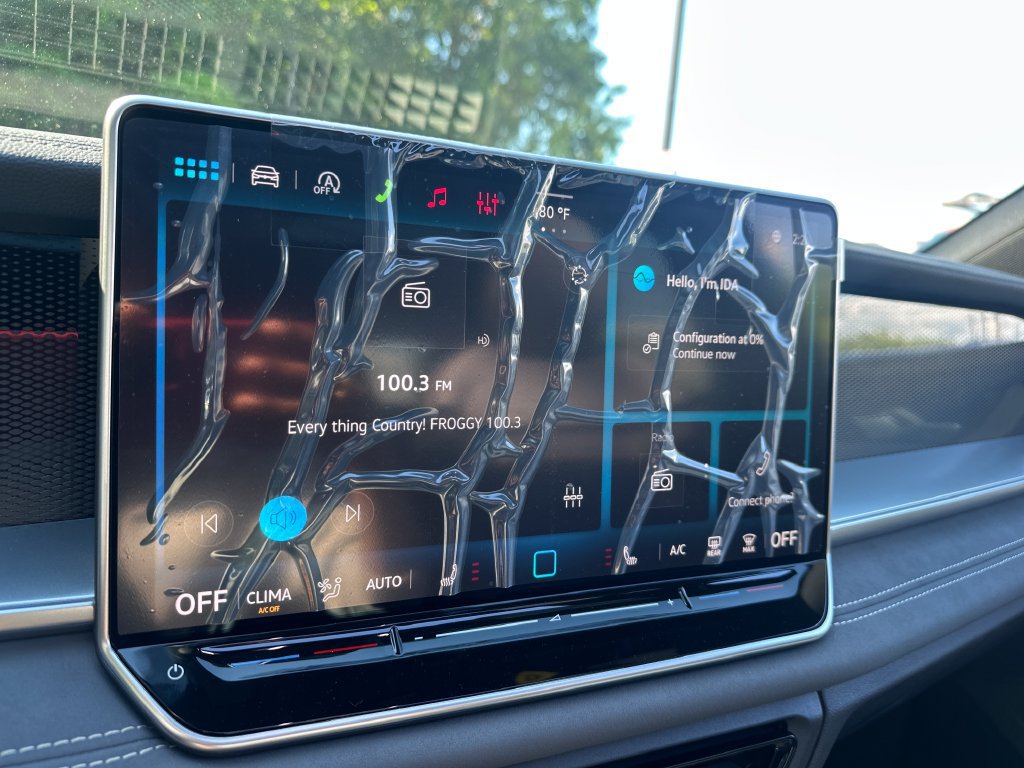 New 2026 Volkswagen Tiguan SE R-Line AWD/4WD image 14