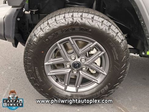 Used 2025 Jeep Wrangler Unlimited Sport AWD/4WD image 14
