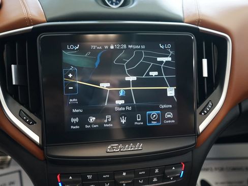 Used 2019 Maserati Ghibli S GranLusso AWD/4WD image 8