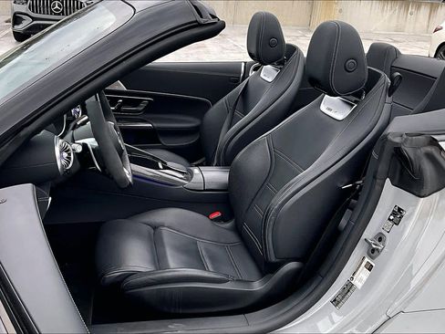 Used 2022 Mercedes-Benz SL 63 AMG AMG SL 63 image 8