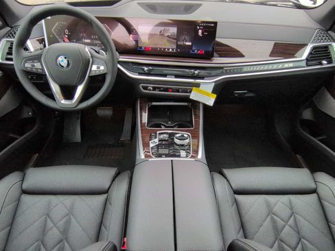 Used 2026 BMW X5 xDrive50e w/ Executive Package AWD/4WD image 14