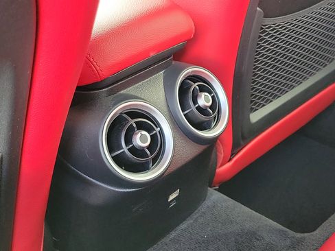 Used 2020 Alfa Romeo Giulia Ti w/ Active Blind Spot Package image 15