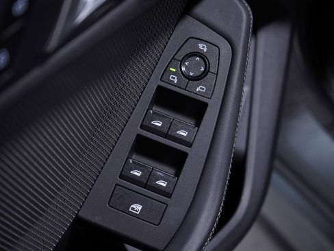 Used 2026 BMW 228i w/ M Sport Package image 17