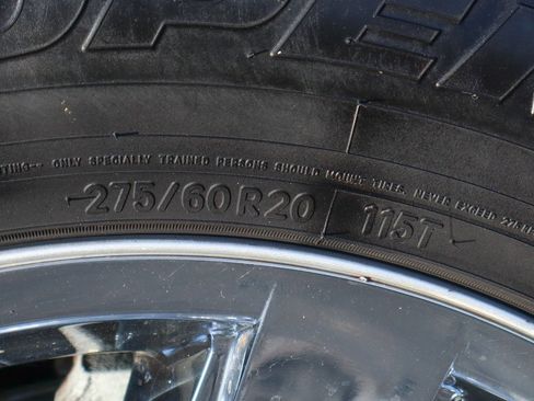 Used 2018 RAM 1500 Express image 39