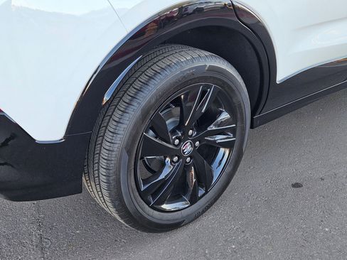 Used 2025 Buick Encore GX Sport Touring w/ Advanced Technology Package image 12