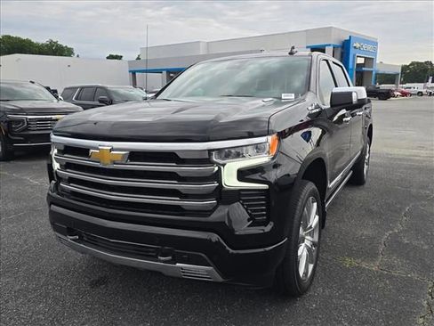 New 2026 Chevrolet Silverado 1500 High Country AWD/4WD image 11