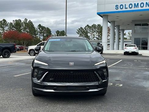 Certified 2025 Buick Envision Sport Touring image 2