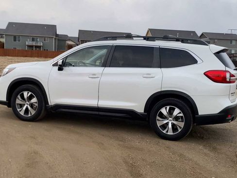 Used 2021 Subaru Ascent Premium w/ Convenience Package image 6