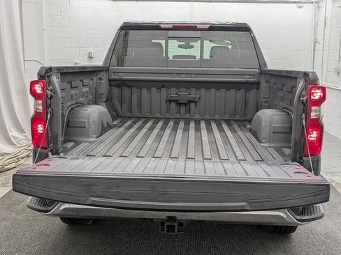 Used 2022 Chevrolet Silverado 1500 LT w/ Convenience Package II AWD/4WD image 19