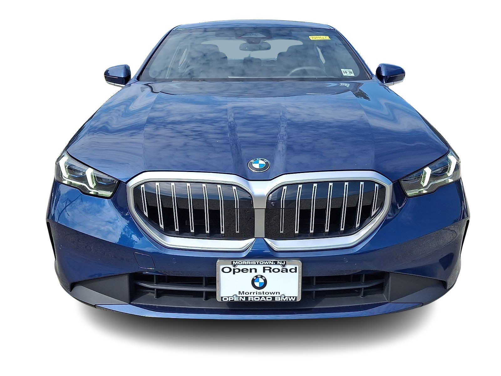Used 2026 BMW 530i xDrive w/ Premium Package AWD/4WD image 2