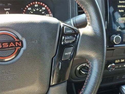 Used 2024 Nissan Frontier PRO-4X image 22