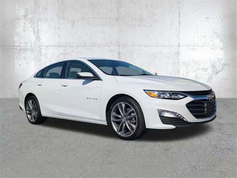 Certified 2024 Chevrolet Malibu LT image 2