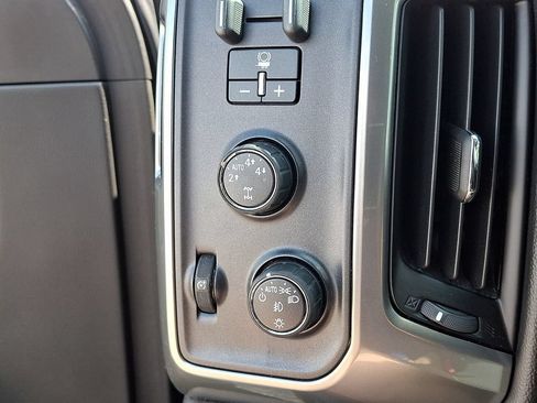 Used 2015 Chevrolet Silverado 1500 LT w/ All Star Edition AWD/4WD image 22
