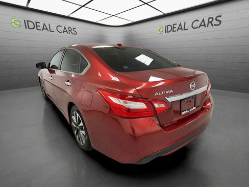 Used 2016 Nissan Altima 2.5 SL w/ 2.5 Technology Package FWD image 7