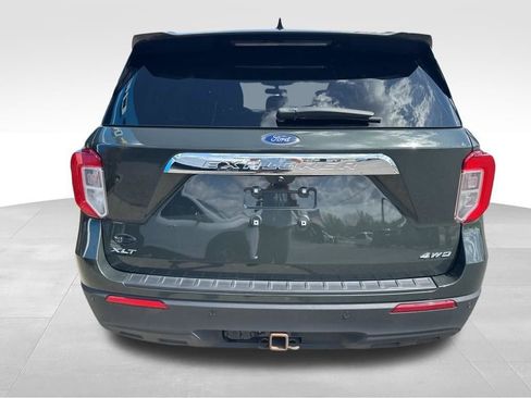 Used 2022 Ford Explorer XLT w/ Class IV Trailer Tow Package AWD/4WD image 8