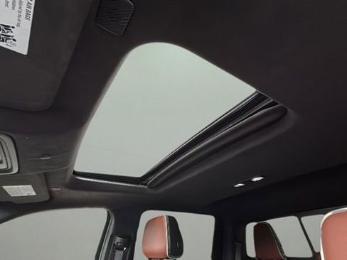 Used 2024 GMC Sierra 2500 Denali Ultimate image 19