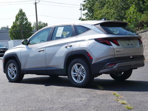 Used 2026 Hyundai Tucson SE AWD/4WD image 4