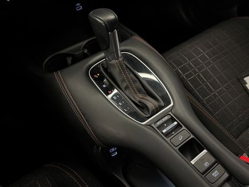 Used 2024 Honda HR-V Sport image 15