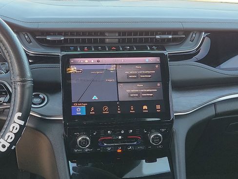 Used 2023 Jeep Grand Cherokee Overland w/ Rear Seat Video Group I image 10