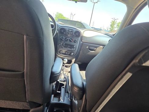 Used 2005 Chrysler PT Cruiser Limited w/ Chrome Accents Group FWD image 36
