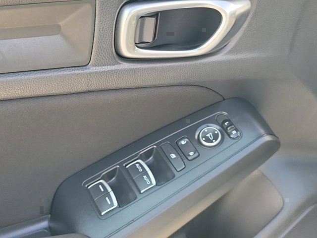 Used 2025 Honda Civic Sport image 24