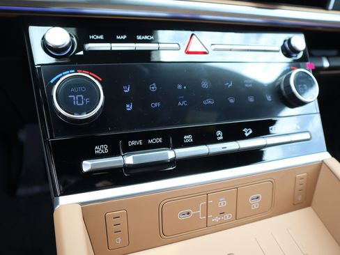 New 2026 Hyundai Santa Fe Limited AWD/4WD image 7