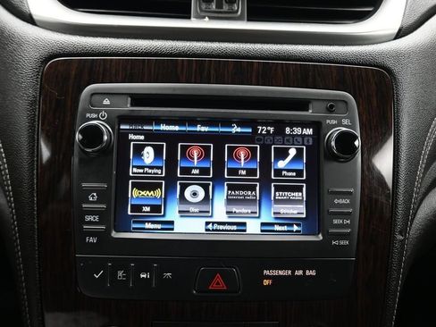 Used 2017 Chevrolet Traverse LT w/ Style and Technology Package AWD/4WD image 16