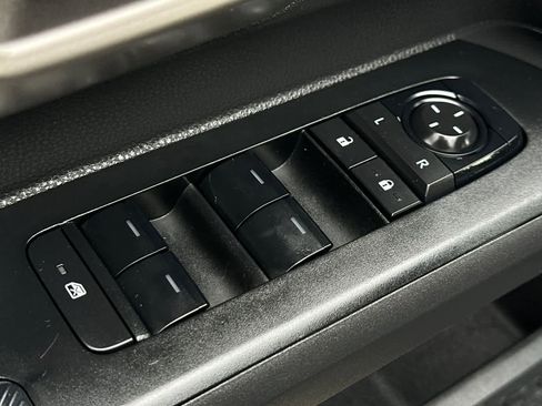 Used 2024 Toyota Tacoma TRD Off-Road image 14