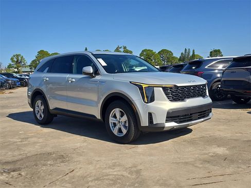 New 2026 Kia Sorento LX image 2