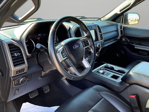 Used 2021 Ford Expedition Max XLT image 21