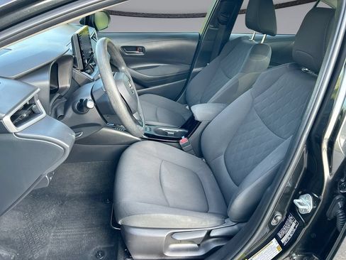 Used 2022 Toyota Corolla LE FWD image 11