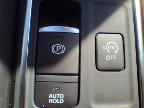 New 2026 Nissan Pathfinder SL AWD/4WD image 21