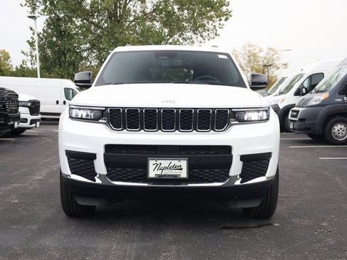 Used 2025 Jeep Grand Cherokee L Laredo w/ Luxury Tech Group I image 3